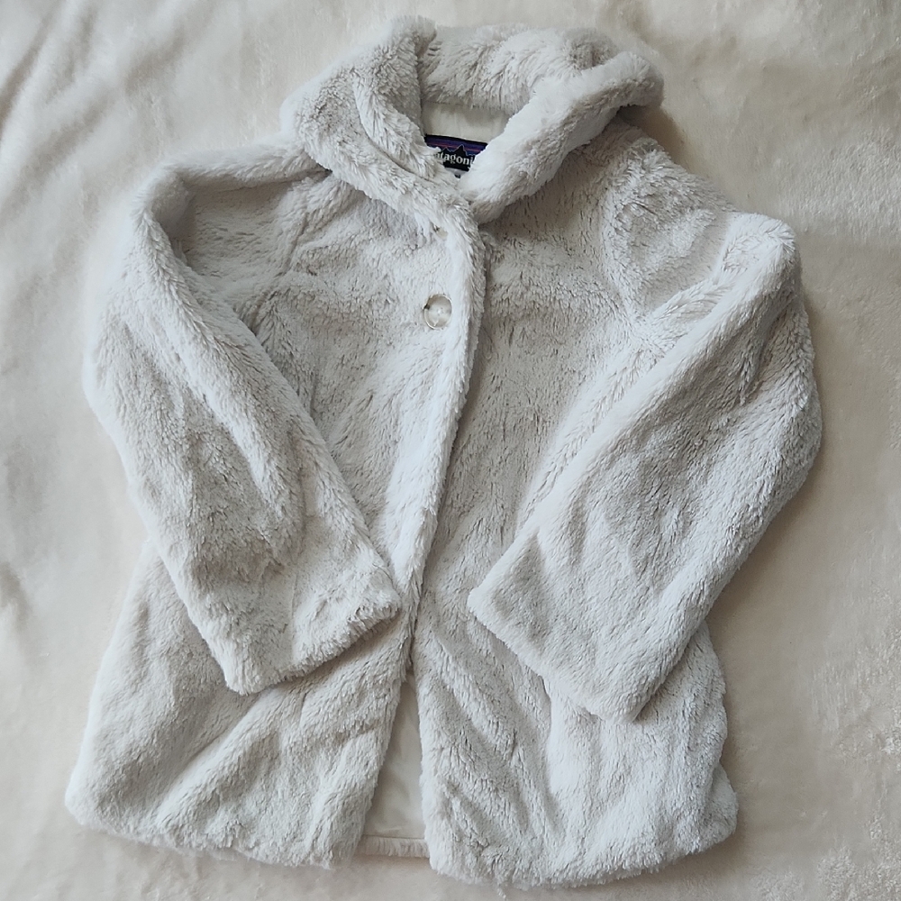 Patagonia Kids White Faux Fur Jacket, SZ M/ 10